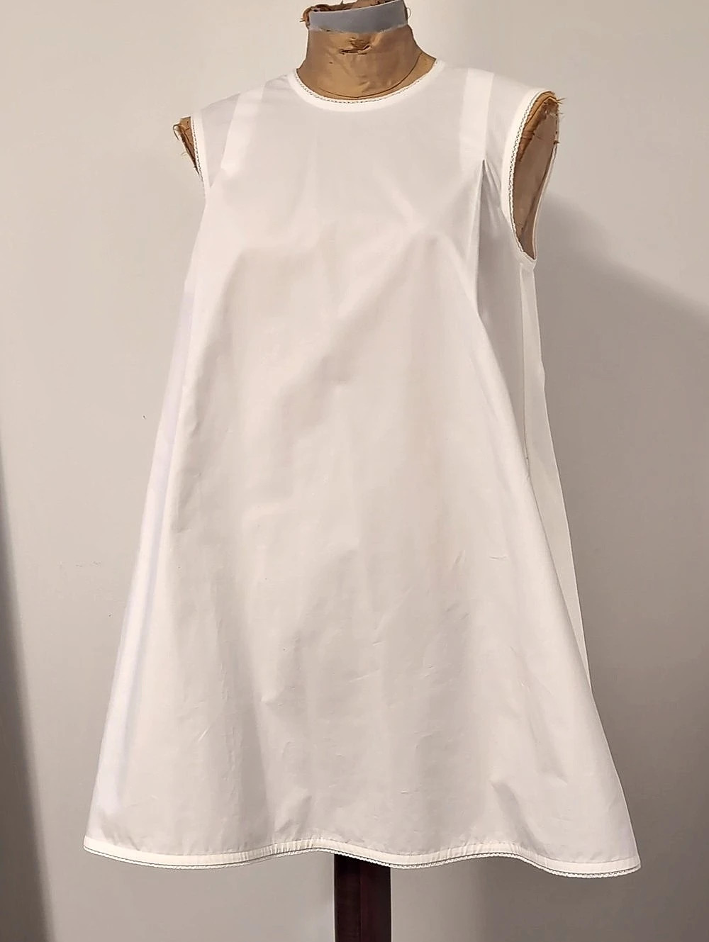 COS Picot-Trimmed Pleated Mini Dress White Mini Dress Size 4